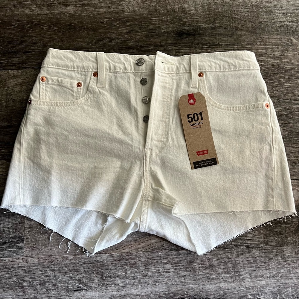 Women’s Levi’s 501 Denim Shorts Size 29 NWT